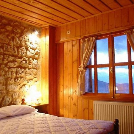 Ariadne Guesthouse Arachova Room photo